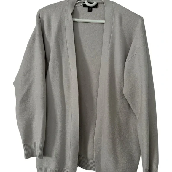 Truth by Republic Cardigan Size Medium - Picture 2 of 9